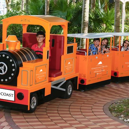 Hong Kong Gold Coast Hotel Екстер'єр фото The Gold Coast Family Train