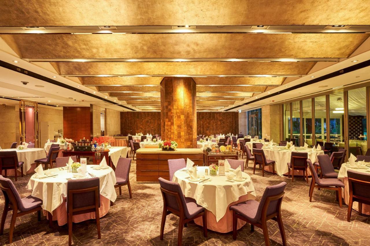 Hong Kong Gold Coast Hotel Екстер'єр фото The interior of the restaurant
